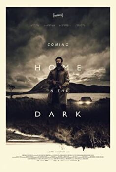 Karanlıkta Eve Dönüş – Coming Home in the Dark izle (2021)